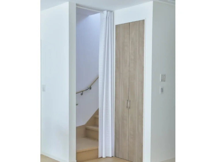 生活感を目隠ししてお部屋すっきり　間仕切り
