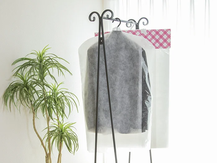 消臭・抗菌ブロック式洋服カバー　【スーツ用】