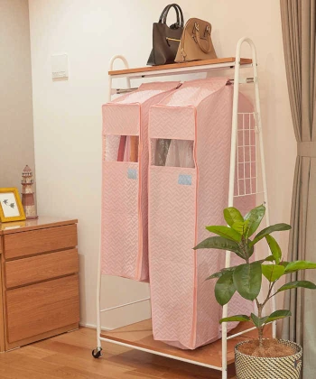 消臭・抗菌防臭／まとめて収納できる洋服カバー